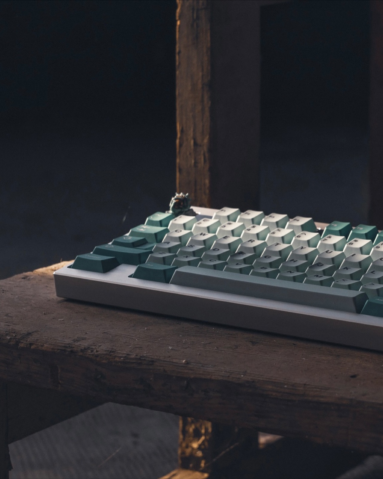 F1-8X V2 — 5